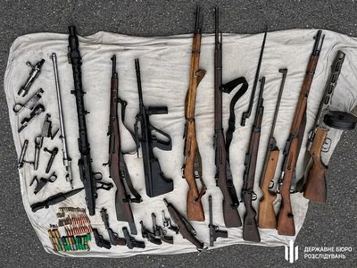У Хмельницькому судитимуть колишнього правоохоронця за незаконний продаж зброї