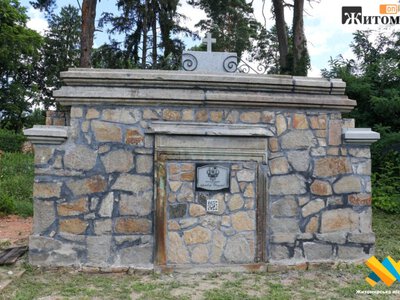 У Житомирі завершили поточний ремонт склепу баронів де Шодуар