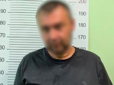 Переодягнувся у новий одяг, пограбував супермаркет і напав на людей: у Василькові затримали підозрюваного