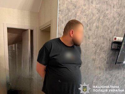 Купував сертифікати чужими банківськими картками: на Бучанщині викрили інтернет-шахрая