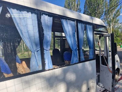 На Дніпропетровщині  ворог вдарив дроном по громадському транспорту з цивільними