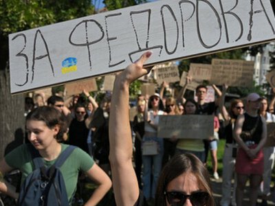 В Україні продовжуються протести проти відставки міністра оборони Федорова (ВІДЕО)