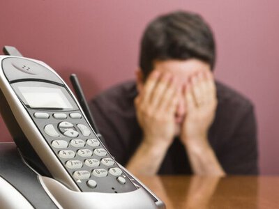 Українцям пояснили, як правильно розмовляти з колекторами і захистити свої права