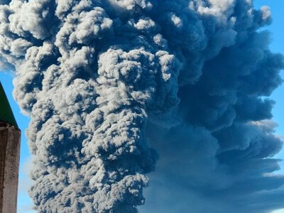 У Підмосков'ї після атаки дронів спалахнула нафтобаза та логістичний центр Wildberries