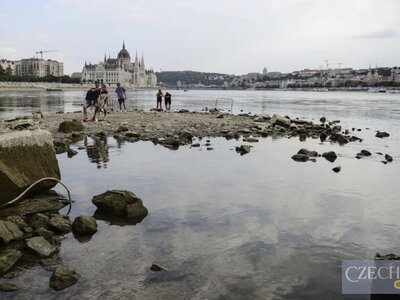 Через обміління Дунаю біля Будапешта зупинилися круїзні судна