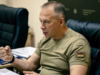 Командирам бригад наказали записувати відео на підтримку Сирського, – Стерненко