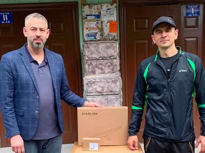 Тернопільські волонтери передали EcoFlow та Starlink на Покровський напрямок