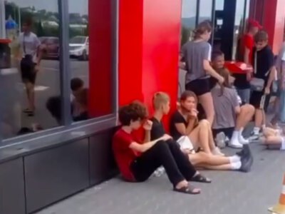 У Чернівцях на АЗС залишили понад 70 дітей, які поверталися автобусом із Болгарії до Києва