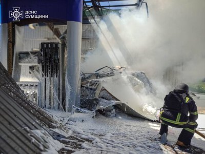 На Сумщині рятувальники під час ліквідації наслідків ворожої атаки потрапили під повторний обстріл