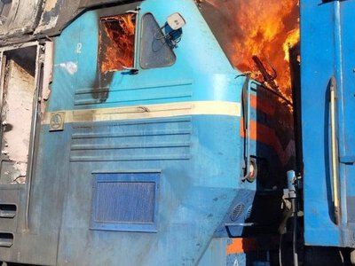 Росіяни вдарили безпілотником по пасажирському поїзду у Запорізькій області