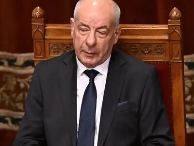 Президент Угорщини Шуйок погодився піти у відставку