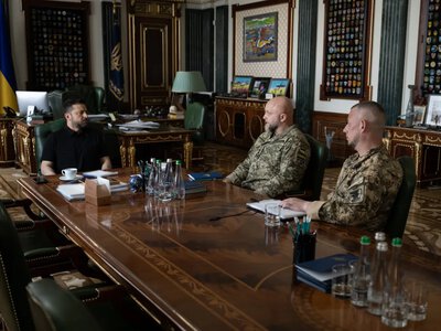 Зеленський назвав головні потреби української армії та розповів про ситуацію на фронті
