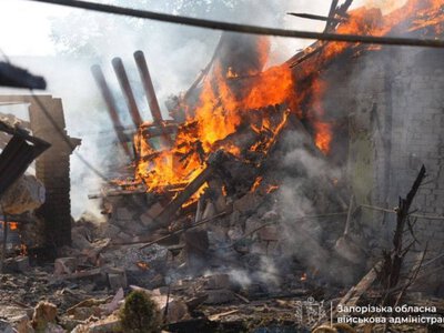 Росіяни пошкодили у Запоріжжя п’ятиповерхівку, є поранені