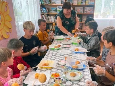 Шоколадні пристрасті в бібліотеці