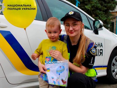 Безпека на дорозі: поліція провела урок для дітей у Києві