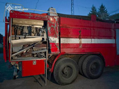 Ворог прицільно атакував рятувальників на Сумщині під час ліквідації наслідків обстрілу + Фото