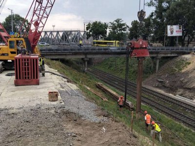 У Рясному продовжують будувати новий шляхопровід