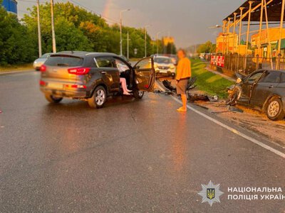 У Кременці зіткнулися Citroen і Kia: постраждали троє людей, серед них дитина