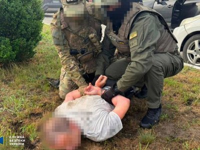 СБУ викрила агента РФ, який встановлював “відеопастки” для коригування ударів по Харківщині