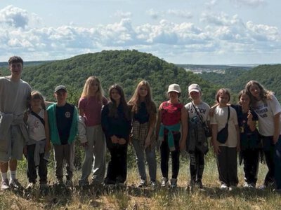Діти з Шосткинщини повернулися з відпочинку у таборі «ЕкоЛенд» на Хмельниччині + Відео