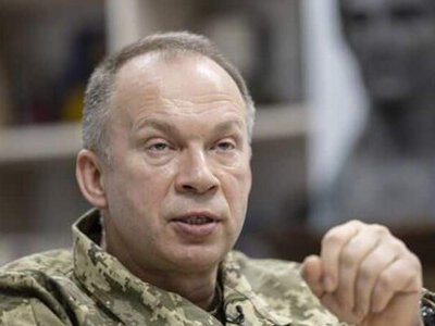У Раді зростає тиск на командування: депутати масово підписують ініціативу про відставку Сирського