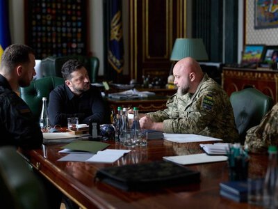 Зеленський провів зустрічі із заступником начальника Генштабу Горбатюком та командувачем Об'єднаних сил ЗСУ Драпатим