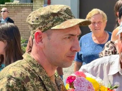 Чагорська громада зустріла Олександра Дзеха, який повернувся з полону