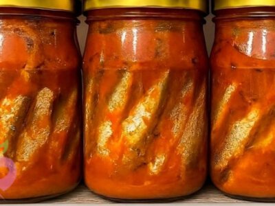 Домашня кілька в томаті з овочами: рецепт бюджетної та смачної консервації