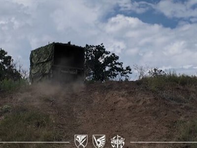 Майже 50 місій і 19 тонн вантажів: військові показали робота, який витримав атаки FPV-дронів