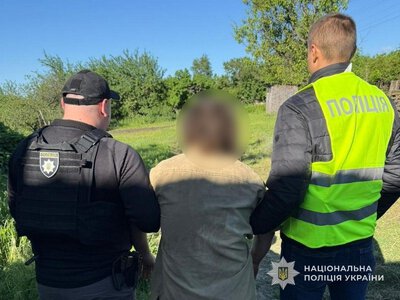Правоохоронці Сумщини викрили чоловіка, який через месенджери розбещував дітей