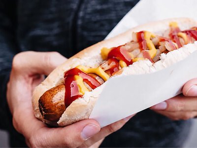 У Раді пропонують заборонити продаж фастфуду в радіусі 400 метрів від шкіл