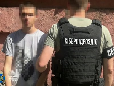 СБУ затримала трьох російських агентів, які реєстрували термінали Starlink для ворога