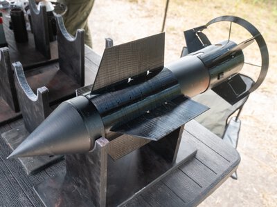 В Україні створили стійкий до РЕБ високоточний боєприпас Firefly для дронів-бомберів (ВІДЕО)