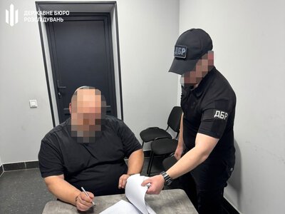На Донеччині посадовців військової медслужби підозрюють у незаконному нарахуванні 2,3 млн грн «бойових»
