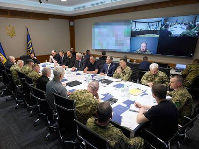 Зеленський може звільнити Сирського, розглядає кандидатуру Драпатого – Bloomberg