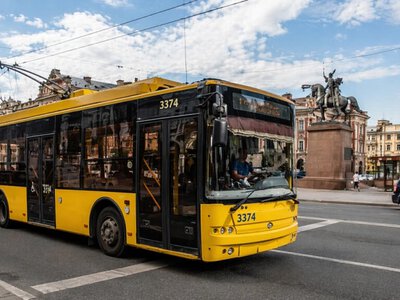 Проїзд дорожчає по всій Україні: де вже підняли тарифи і які міста наступні (відео)