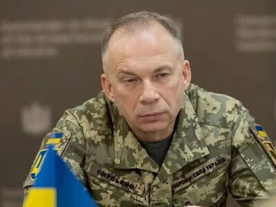 Сирський розкритикував рішення щодо контрактів, мобілізації та виплат військовим і назвав три ключові проблеми в армії