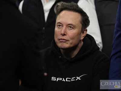 Статки Маска впали з $1 трлн нижче $800 млрд, але він все ще залишається найбагатшою людиною