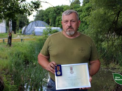  Лісівник з Чернігівщини Ігор Мних отримав нагороду Президента України «За оборону України» 
