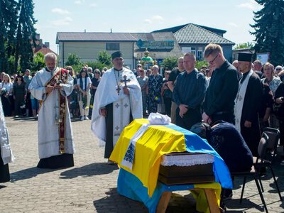 На Алеї Слави у Дубні поховали старшого солдата Олександра Гладовського