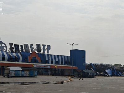 Росіяни знищили торговий центр «Епіцентр» у Сумах