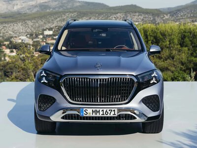 Новий Mercedes-Maybach GLS дебютує з більшою потужністю та покращеним стилем