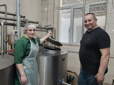 Нова лінія йогуртів, кефіру, сметани: Шацький молокозавод розширює виробництво