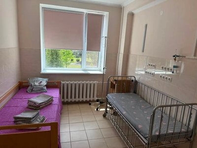 Мама колишньої пацієнтки пошила білизну для Рівненської обласної дитячої лікарні