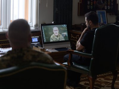 Зеленський зустрівся з командувачем оперативно-тактичного угруповання Схід Віктором Ніколюком