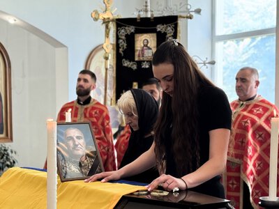 Майже два роки вважався зниклим безвісти: на Мукачівщині попрощалися із Олександром Варгою