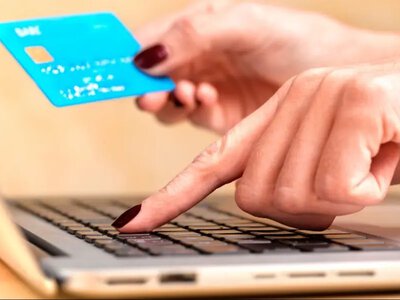 Не платіть, поки не перевірите: як аферисти “продають повітря” довірливим українцям літом