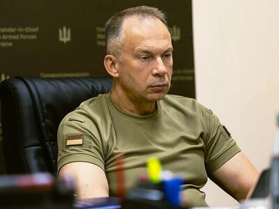Зеленський звільнив Сирського з посади головкома ЗСУ