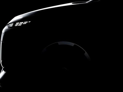 Audi більше не приховує A2 e-tron: новинку показали на відео майже без камуфляжу