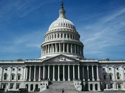 Сенат США наблизив розгляд масштабного законопроєкту про підтримку України